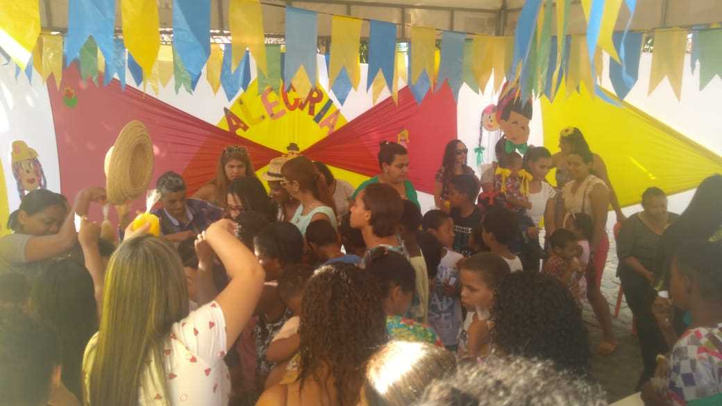 Camacã: Secretaria de Educação encerra o 1° Semestre de 2019 com grande festa